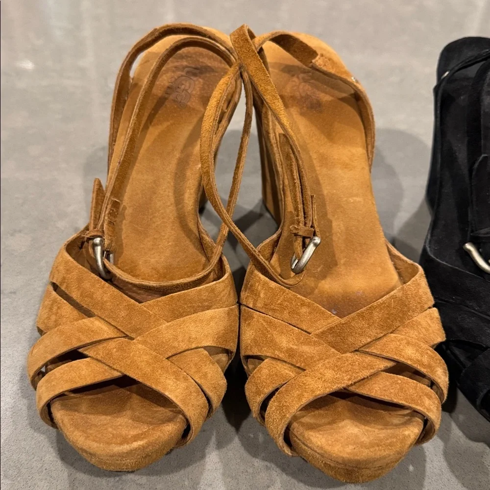 Ugg Australia Soft Black and Tan Women's Wedges size 9 - Picture 2 of 11